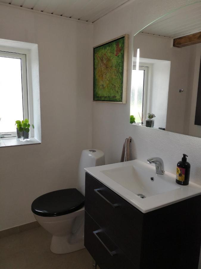 Commuter Room For One Or Two People Munkebo Εξωτερικό φωτογραφία